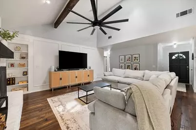 1229 Brookfield Lane, Mansfield, TX 76063 - Photo 10