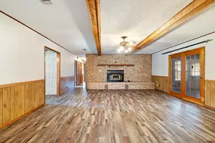 615 N Main St, Bogata, TX 75417 - Photo 4