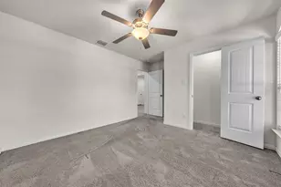 9106 Fall Creek Ct, Arlington, TX 76002 - Photo 6