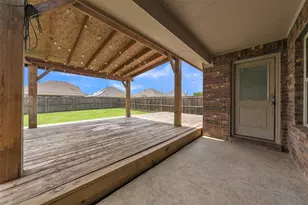 9106 Fall Creek Ct, Arlington, TX 76002 - Photo 32