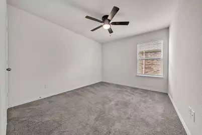 9106 Fall Creek Court, Arlington, TX 76002 - Photo 10