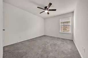 9106 Fall Creek Ct, Arlington, TX 76002 - Photo 10