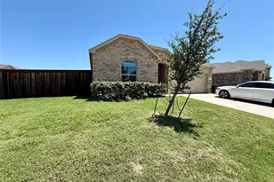 1601 Lake Grove Dr, Little Elm, TX 75068 - Photo 2