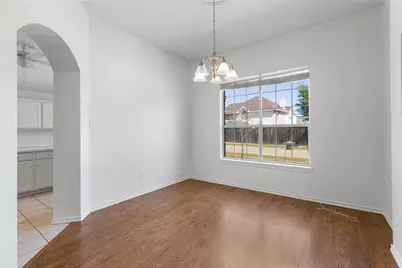 10609 Pineview Lane, Frisco, TX 75035 - Photo 8