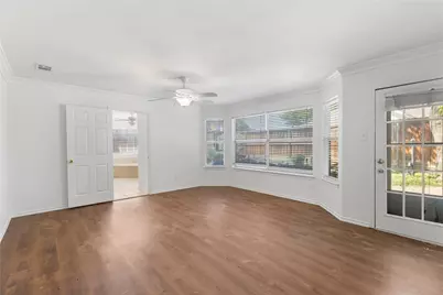 10609 Pineview Lane, Frisco, TX 75035 - Photo 14