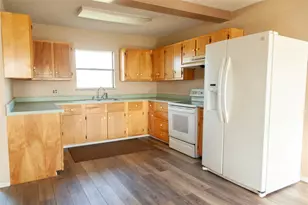 112 SE Front St, Bailey, TX 75452 - Photo 28