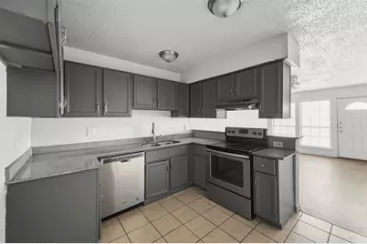 4921 Miller Avenue, Fort Worth, TX 76119 - Photo 6
