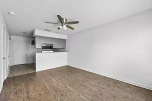 4921 Miller Ave, Fort Worth, TX 76119 - Photo 4