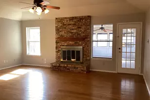 2841 Southridge Dr, Grapevine, TX 76051 - Photo 10