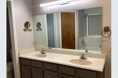 2841 Southridge Drive, Grapevine, TX 76051 - Photo 18