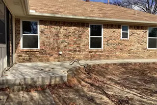 2841 Southridge Dr, Grapevine, TX 76051 - Photo 32