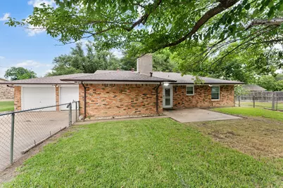 426 Brook Hollow Circle, DeSoto, TX 75115 - Photo 24