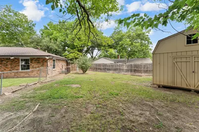 426 Brook Hollow Circle, DeSoto, TX 75115 - Photo 22