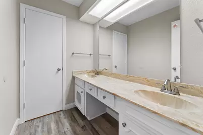 426 Brook Hollow Circle, DeSoto, TX 75115 - Photo 12