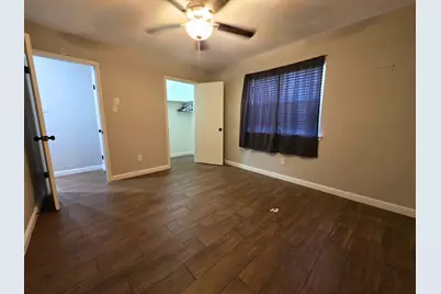 209 E Eller Avenue, Crowley, TX 76036 - Photo 12