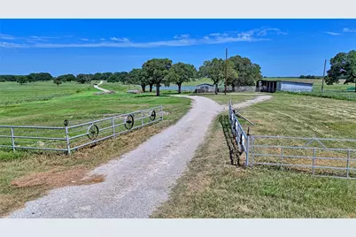 8752 Fm 1749, Sunset, TX 76270 - Photo 38
