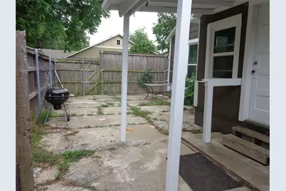 301 S 4th Street, Grandview, TX 76050 - Photo 18