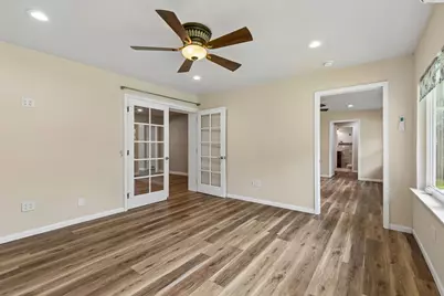 4812 Hollowbrook Road, Fort Worth, TX 76103 - Photo 10