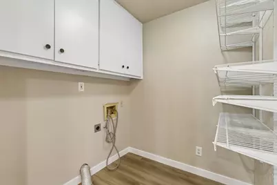 4812 Hollowbrook Road, Fort Worth, TX 76103 - Photo 18