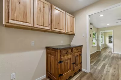 4812 Hollowbrook Road, Fort Worth, TX 76103 - Photo 14