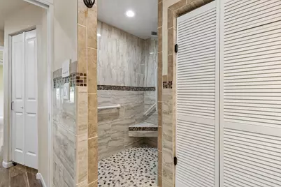 4812 Hollowbrook Road, Fort Worth, TX 76103 - Photo 16