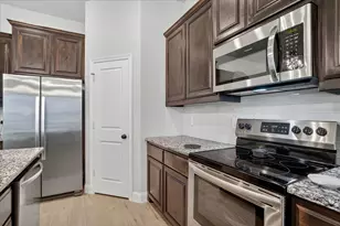 1641 Town Creek Cir, Weatherford, TX 76086 - Photo 14