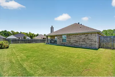 1641 Town Creek Circle, Weatherford, TX 76086 - Photo 40