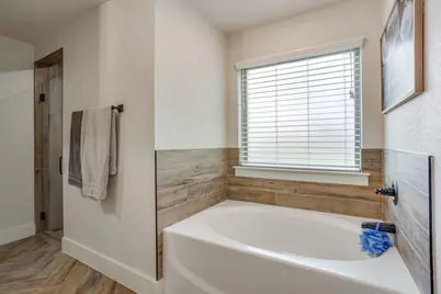 4000 Crick Court Court, Weatherford, TX 76087 - Photo 26