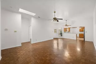 1209 W 3rd Ave, Corsicana, TX 75110 - Photo 6