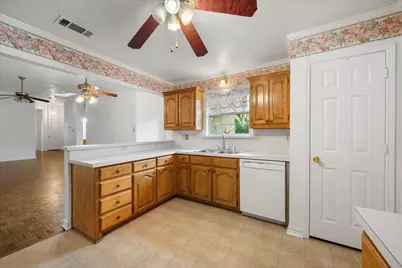 1209 W 3rd Avenue, Corsicana, TX 75110 - Photo 20