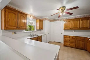 1209 W 3rd Ave, Corsicana, TX 75110 - Photo 14
