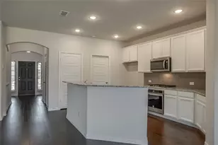 1829 Meadow Trail Ln, Aubrey, TX 76227 - Photo 2