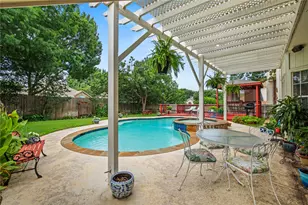 7604 Oak Knoll Dr, North Richland Hills, TX 76182 - Photo 36