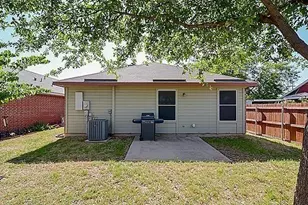 3112 Fairfield Dr, Grand Prairie, TX 75052 - Photo 20