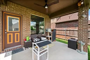 2919 Ladoga Dr, Grand Prairie, TX 75054 - Photo 22