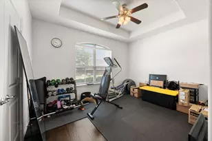 2919 Ladoga Dr, Grand Prairie, TX 75054 - Photo 18