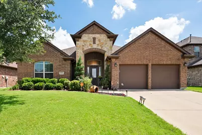 2919 Ladoga Drive, Grand Prairie, TX 75054 - Photo 1