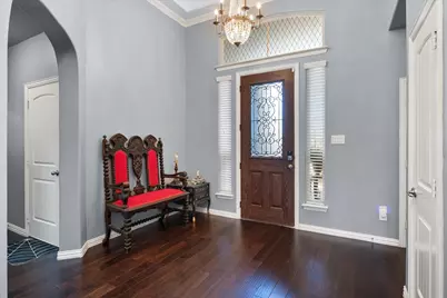 2919 Ladoga Drive, Grand Prairie, TX 75054 - Photo 2