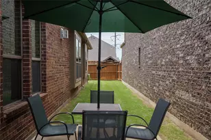 6928 Sarria, Grand Prairie, TX 75054 - Photo 38