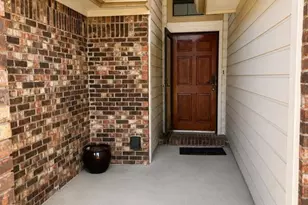 503 Sierra Blanca Pass, Irving, TX 75063 - Photo 4