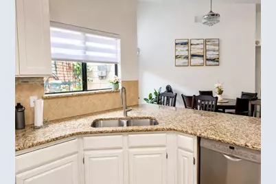 503 Sierra Blanca Pass, Irving, TX 75063 - Photo 6