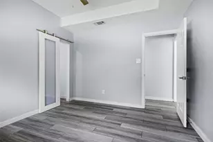 1908 Lakehill Ct, Arlington, TX 76012 - Photo 30