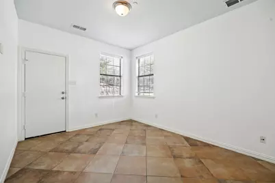 1503 Biltmore Lane, Irving, TX 75063 - Photo 18