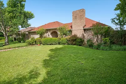 6611 Fernshaw Drive, Dallas, TX 75248 - Photo 2