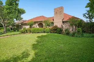 6611 Fernshaw Dr, Dallas, TX 75248 - Photo 2