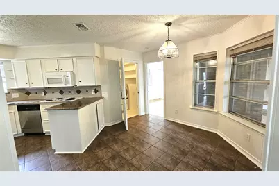 1908 Westridge Street, Denton, TX 76205 - Photo 10