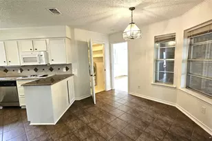 1908 Westridge St, Denton, TX 76205 - Photo 10