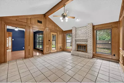 8209 Willow Glen Court, Fort Worth, TX 76134 - Photo 4