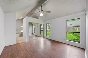8209 Willow Glen Ct, Fort Worth, TX 76134 - Photo 8