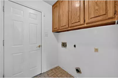 8209 Willow Glen Court, Fort Worth, TX 76134 - Photo 16